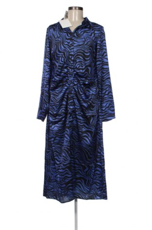 Kleid Y.A.S, Größe L, Farbe Mehrfarbig, Preis € 25,26