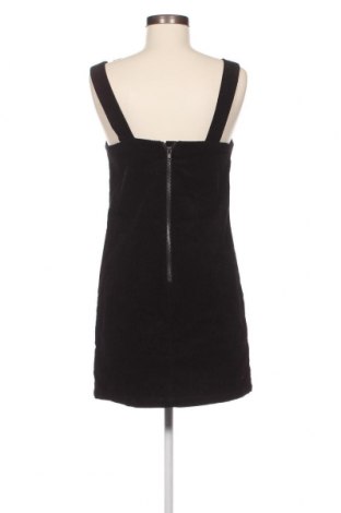 Dámské šaty s tráky New Look, Velikost S, Barva Černá, Cena  106,00 Kč
