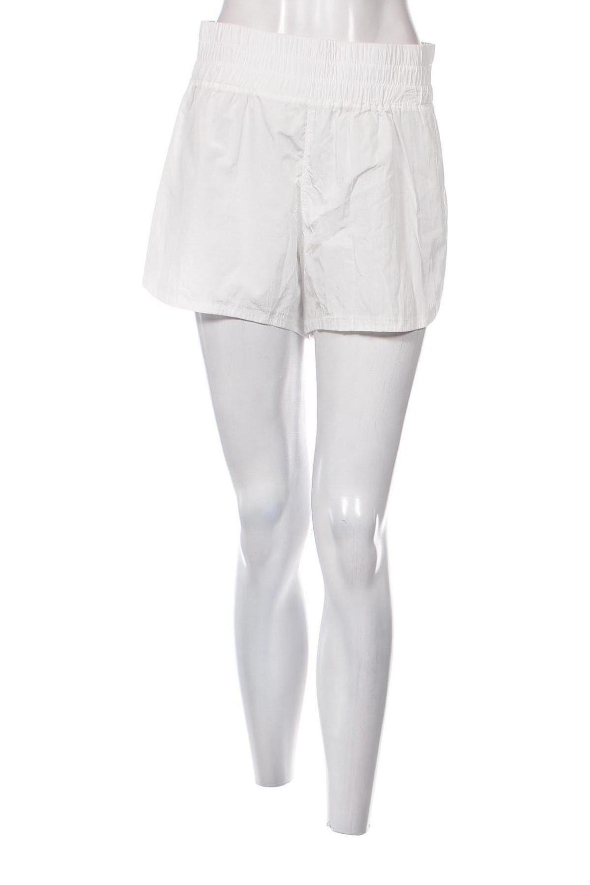 Дамски къс панталон Onzie, Размер S, Цвят Бял, Цена 14,40 лв.