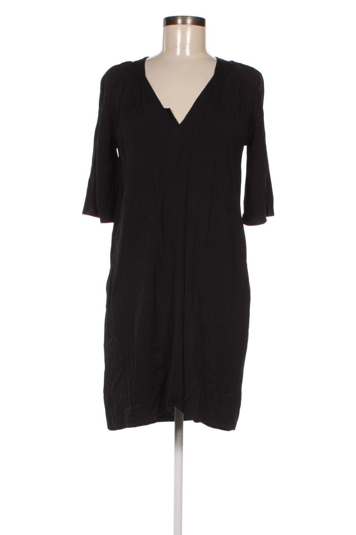 Φόρεμα Filippa K, Μέγεθος S, Χρώμα Μαύρο, Τιμή 21,15 €