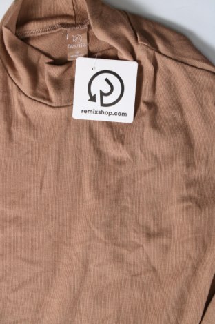 Damen Shirt DAZY, Größe XS, Farbe Beige, Preis 5,99 €