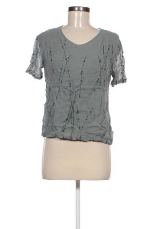 Damen Shirt Jackpot, Größe M, Farbe Grün, Preis 3,99 €