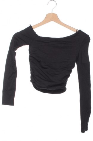 Bluză de femei Pull&Bear, Mărime XS, Culoare Negru, Preț 62,99 Lei