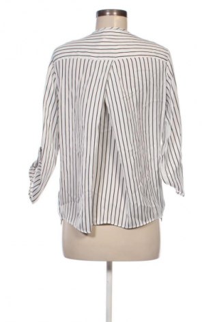 Damen Shirt Stradivarius, Größe L, Farbe Mehrfarbig, Preis 13,49 €