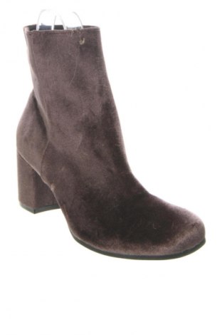 Botine de damă H&M, Mărime 38, Culoare Maro, Preț 73,99 Lei