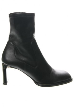 Botine de damă Zara, Mărime 39, Culoare Negru, Preț 105,00 Lei