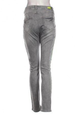 Damen Jeans, Größe XL, Farbe Grau, Preis 14,83 €