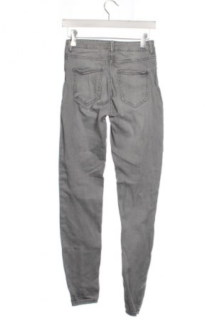 Damen Jeans Amisu, Größe S, Farbe Grau, Preis 4,99 €