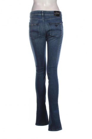 Damskie jeansy Armani Jeans, Rozmiar M, Kolor Niebieski, Cena 314,94 zł