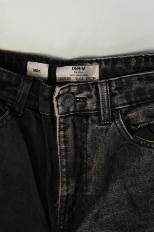 Damen Jeans Bershka, Größe XS, Farbe Mehrfarbig, Preis € 20,49