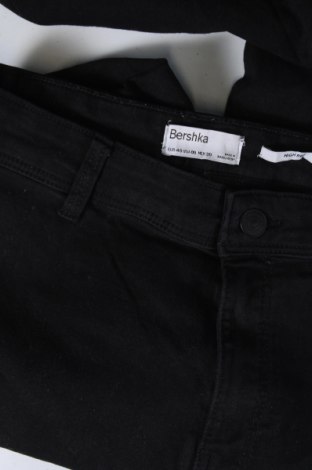 Blugi de femei Bershka, Mărime M, Culoare Negru, Preț 43,99 Lei