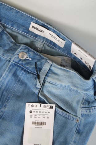 Dámské džíny  Bershka, Velikost XS, Barva Modrá, Cena  582,00 Kč