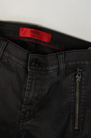 Damskie jeansy Hugo Boss, Rozmiar S, Kolor Czarny, Cena 315,00 zł