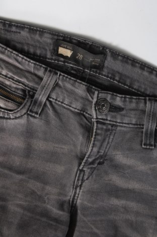 Γυναικείο Τζίν Levi's, Μέγεθος M, Χρώμα Μαύρο, Τιμή 46,99 €