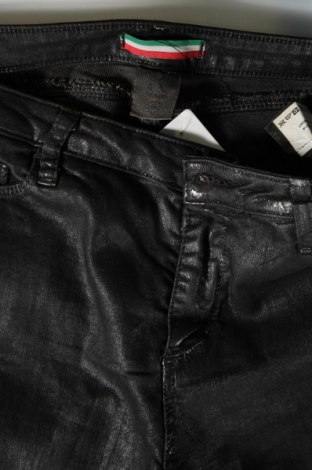 Damen Jeans Made In Italy, Größe M, Farbe Schwarz, Preis 15,00 €