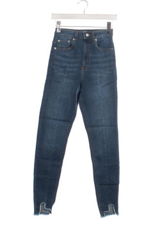 Damen Jeans NA-KD, Größe XS, Farbe Blau, Preis 64,99 €