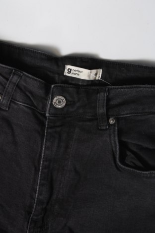 Női farmernadrág Perfect Jeans By Gina Tricot, Méret M, Szín Fekete, Ár 3 399 Ft