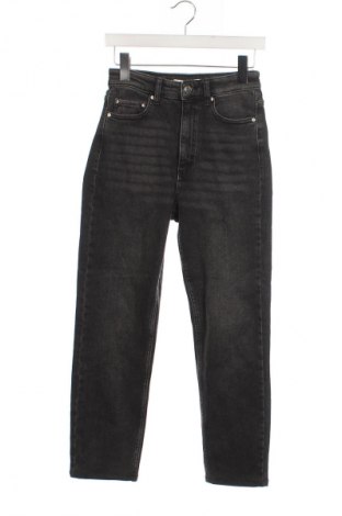 Damskie jeansy Pull&Bear, Rozmiar S, Kolor Czarny, Cena 43,99 zł