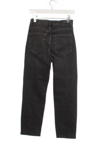 Damskie jeansy Pull&Bear, Rozmiar S, Kolor Czarny, Cena 40,99 zł