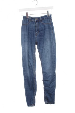 Dámské džíny  Pull&Bear, Velikost XS, Barva Modrá, Cena  367,00 Kč