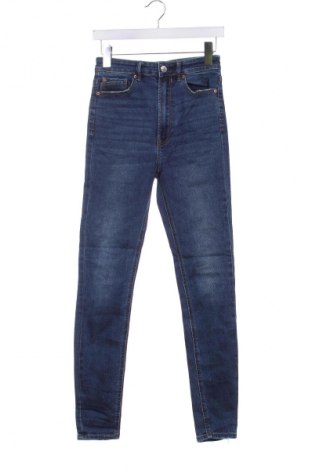 Damen Jeans Stradivarius, Größe S, Farbe Blau, Preis 20,49 €