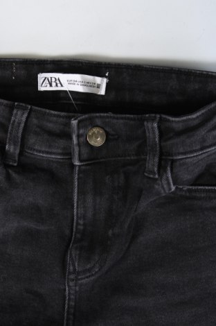 Дамски дънки Zara, Размер XS, Цвят Сив, Цена 27,49 лв.