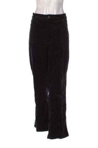 Pantaloni de velvet de femei Wrangler, Mărime XXL, Culoare Negru, Preț 223,99 Lei