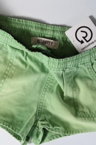 Pantaloni scurți de femei Hollister, Mărime S, Culoare Verde, Preț 111,99 Lei