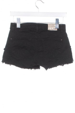 Pantaloni scurți de femei ONLY, Mărime S, Culoare Negru, Preț 46,99 Lei