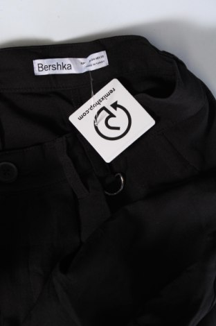 Дамски панталон Bershka, Размер S, Цвят Черен, Цена 29,49 лв.