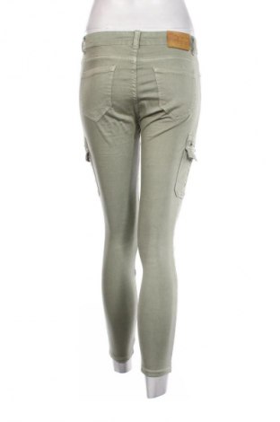 Damenhose Bershka, Größe S, Farbe Grün, Preis 8,99 €