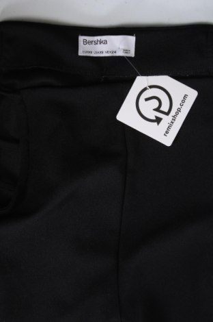 Damenhose Bershka, Größe XS, Farbe Schwarz, Preis € 14,91