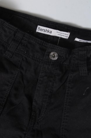 Dámské kalhoty  Bershka, Velikost XXS, Barva Černá, Cena  369,00 Kč