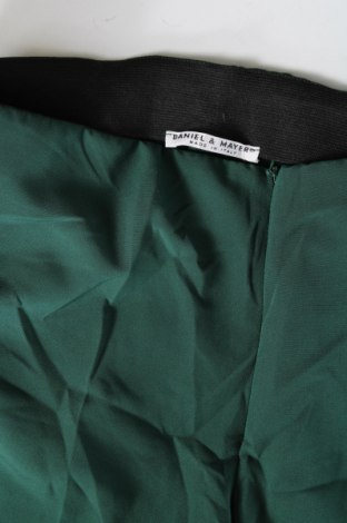 Pantaloni de femei Daniel & Mayer, Mărime S, Culoare Verde, Preț 134,99 Lei