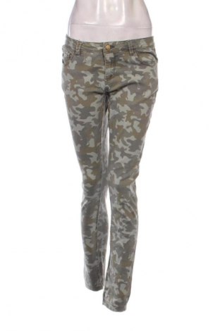 Pantaloni de femei ONLY, Mărime M, Culoare Multicolor, Preț 88,99 Lei