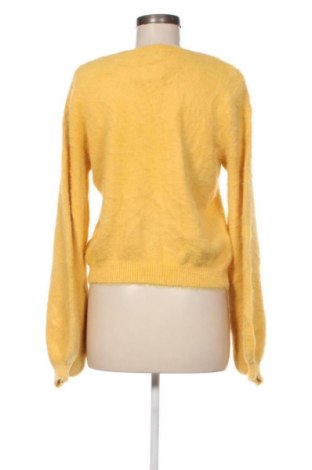 Damenpullover Bershka, Größe L, Farbe Gelb, Preis 20,49 €