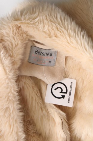 Damski płaszcz Bershka, Rozmiar L, Kolor ecru, Cena 183,99 zł