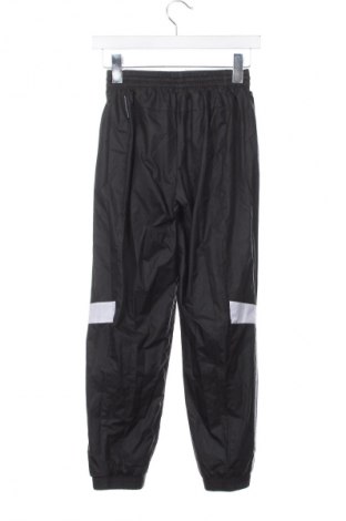 Gyerek sport nadrág Adidas, Méret 10-11y / 146-152 cm, Szín Fekete, Ár 5 174 Ft