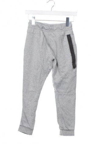 Kinder Sporthose Nike, Größe 9-10y/ 140-146 cm, Farbe Grau, Preis 24,99 €