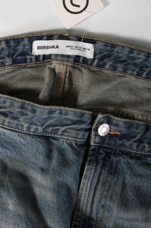 Męskie jeansy Bershka, Rozmiar L, Kolor Niebieski, Cena 89,21 zł