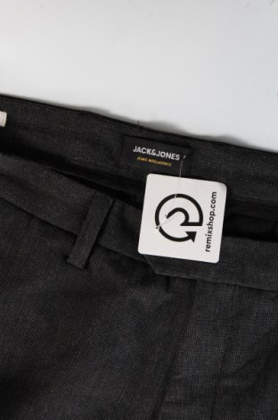 Pantaloni de bărbați Jack & Jones, Mărime L, Culoare Gri, Preț 60,99 Lei