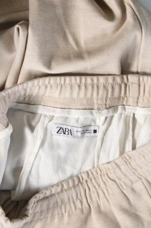 Pantaloni de bărbați Zara, Mărime M, Culoare Bej, Preț 40,99 Lei