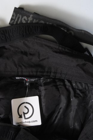 Herrenhose für Wintersport, Größe M, Farbe Schwarz, Preis € 57,99