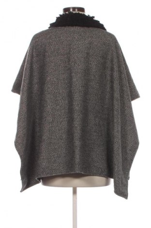 Poncho F&F, Mărime M, Culoare Multicolor, Preț 82,91 Lei