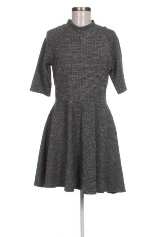 Kleid Apricot, Größe L, Farbe Grau, Preis € 6,99