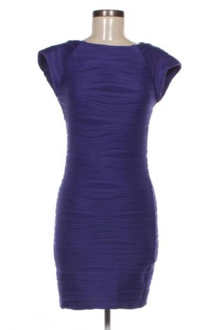 Kleid Ax Paris, Größe M, Farbe Lila, Preis € 10,99