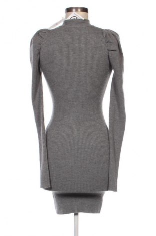 Kleid Bershka, Größe XS, Farbe Grau, Preis 21,49 €