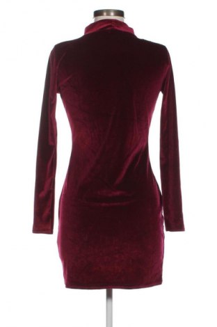 Kleid Boohoo, Größe M, Farbe Rot, Preis € 14,83