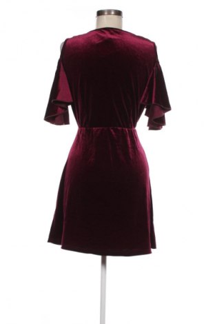 Kleid Boohoo, Größe S, Farbe Rot, Preis 20,49 €