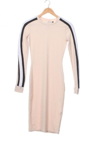 Kleid Creme Fraiche, Größe M, Farbe Ecru, Preis € 33,99